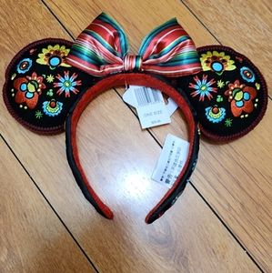 Disney Minnie Mouse ears headband